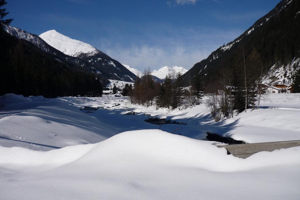 Pension Stoffler Sankt Veit in Defereggen ภายนอก รูปภาพ