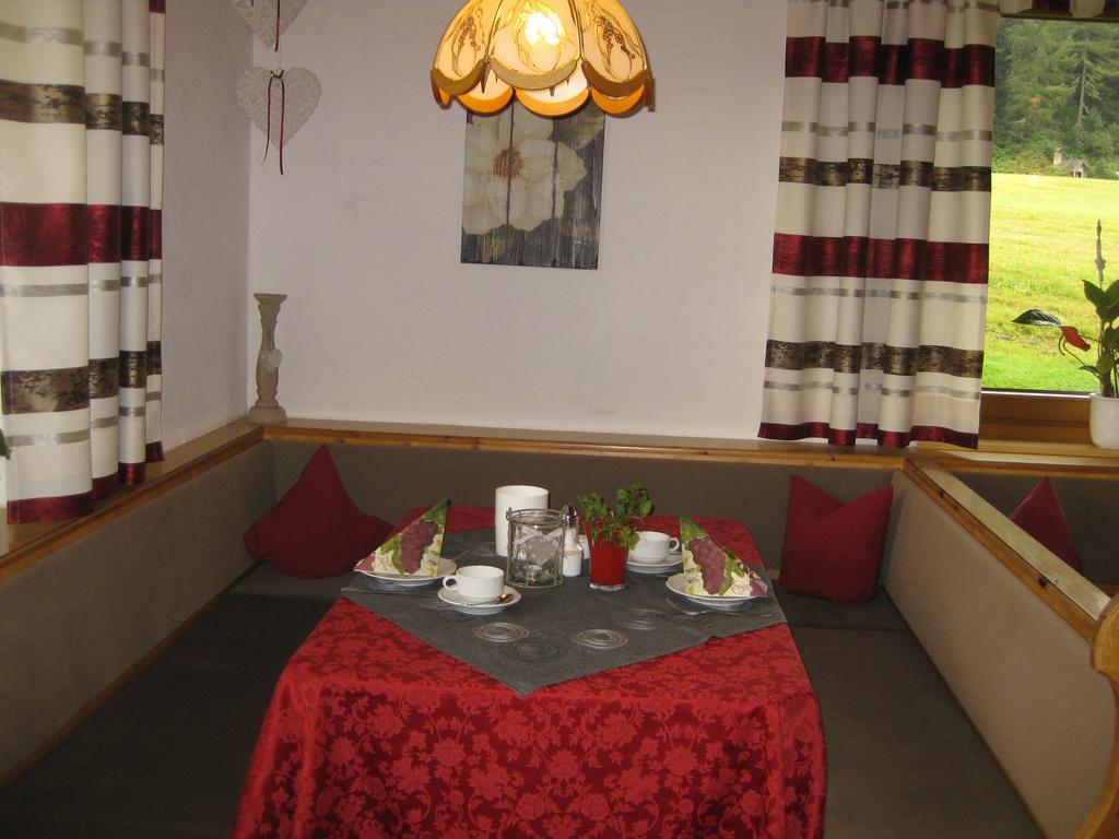 Pension Stoffler Sankt Veit in Defereggen ภายนอก รูปภาพ
